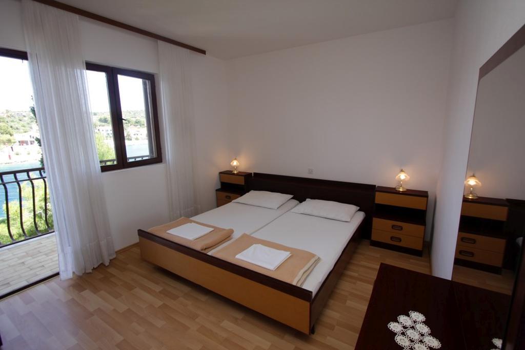 Apartments And Rooms Porto Ражань Номер фото