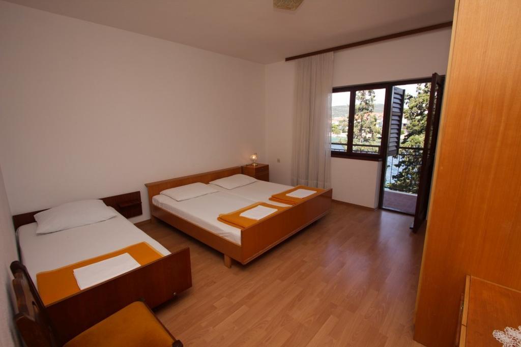 Apartments And Rooms Porto Ражань Номер фото